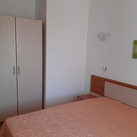 Апартамент Полюси 2 Slantchev Briag Extérieur photo