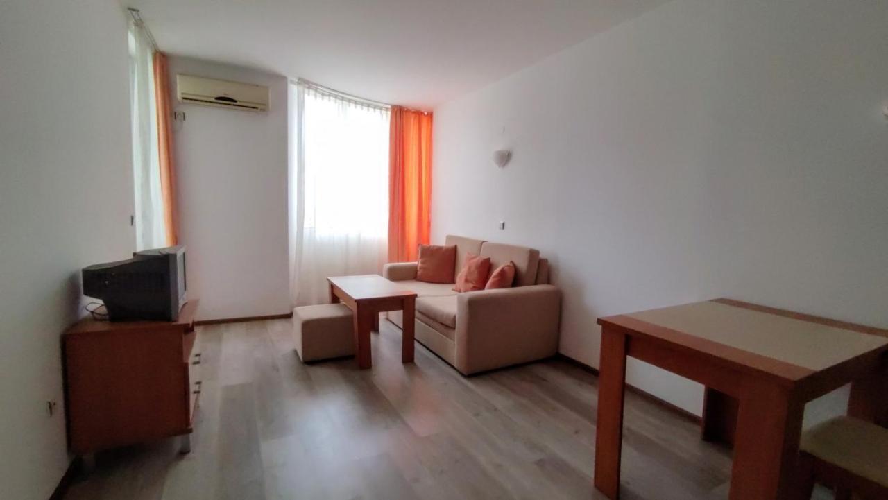Апартамент Полюси 2 Slantchev Briag Extérieur photo